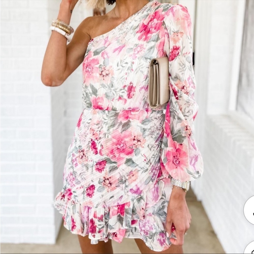 Bloggers Favorite Express metallic floral one shoulder pleated ruffled romper XS